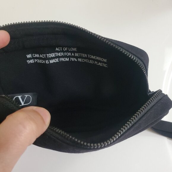 Valentino Wristlet - Picture 7 of 7